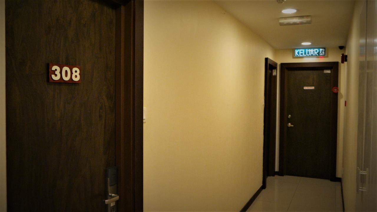 Transit Hotel Labuan Exterior foto