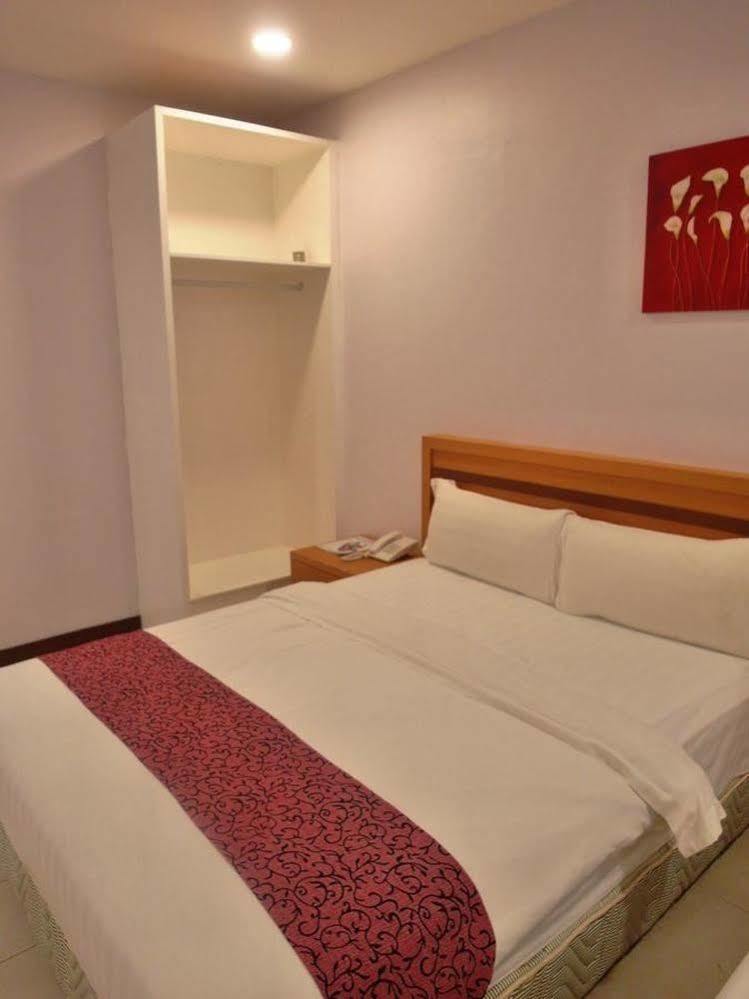 Transit Hotel Labuan Exterior foto